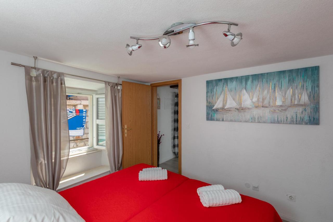 Appartamento Old Town Charming Nest